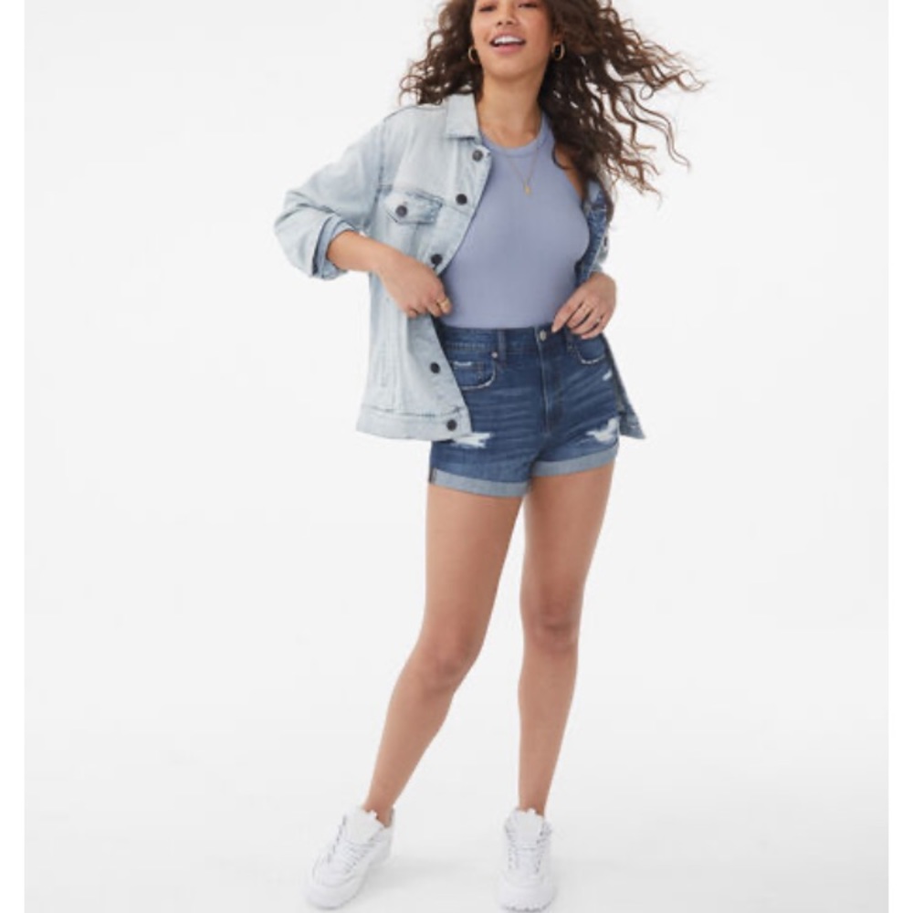 Aero super stretch distressed shorts